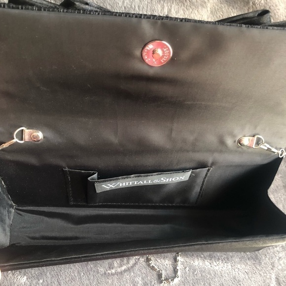 𝅺WHITTALL & Shon Black Rhinestone‎ brooch with a bow clutch or shoulder purse - Picture 5 of 11